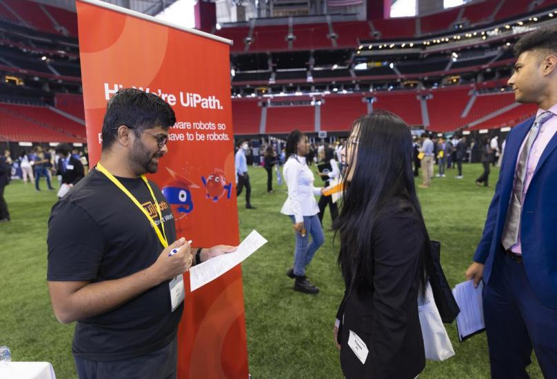 Georgia Tech Career Fair Fall 2022 - Employer speaking to students