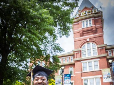 Tai'Re is set to graduate with a CS degree this Spring.