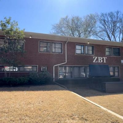 The Georgia Tech Hacker House, located at 160 6th St NW, is home to the campus’s live-in builder residency. Photos by Yamil Quispe.